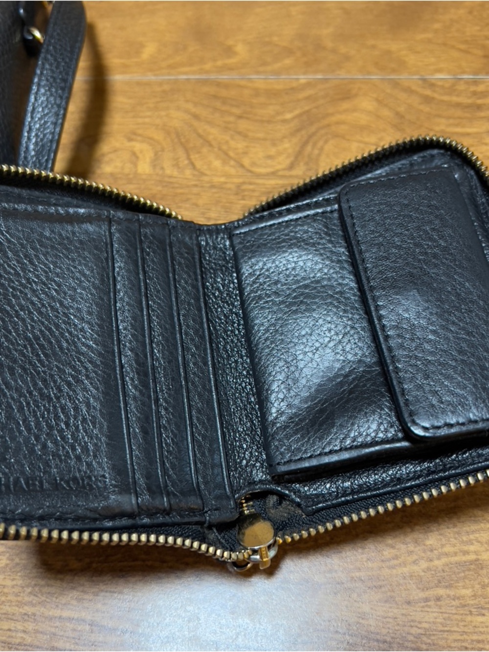 Michael Kors Black Leather Hamilton Traveler Messenger bag & Small Wallet Set - Picture 12 of 14